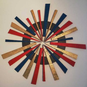 Raggiera - Legno dorato e colorato - 2014